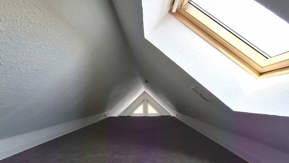 Dachgeschoßwohnung Schkeuditz - 1 Zimmer, 42 m&sup2;, 419&euro; | Angebot:26195911