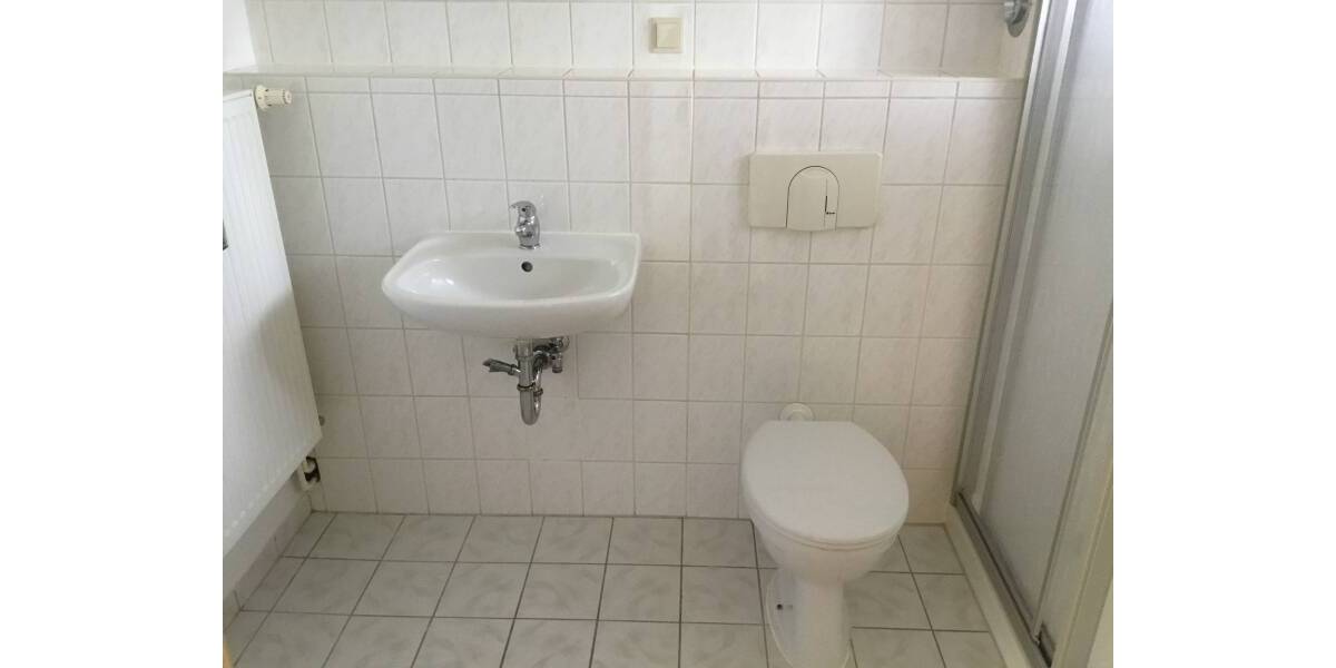 Etagenwohnung Bad Dürrenberg - 2 Zimmer, 41 m&sup2;, 298&euro; | Angebot:26450227