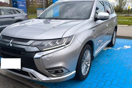 Mitsubishi Outlander 52.500 km 18.900 &euro; Leipzig 04179