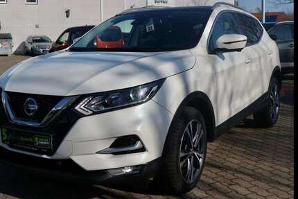 Nissan Qashqai 64.346 km 17.970 &euro; Leipzig 04318