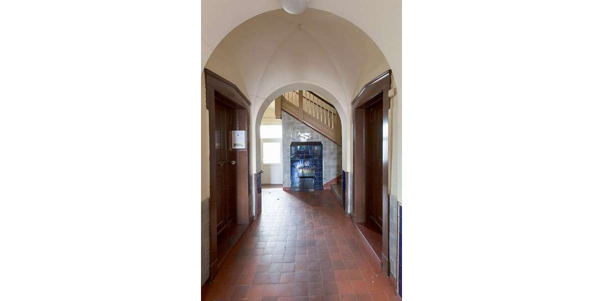 Faktor 18,9! - Saniertes Wohn- und Geschäftshaus mit Balkonen zimmer