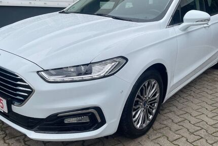 Ford Mondeo 55.998 km 23.999 &euro; Leuna 06237