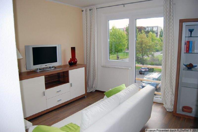 alles Neu mit Einbauküche, Aufzug + Balkon im Pfaffensteincarree 2 zimmer