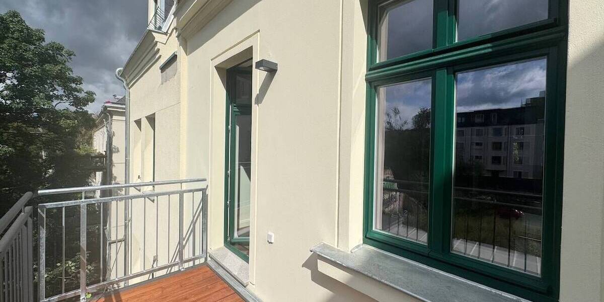 Was will man mehr? * Erstbezug * Parkett * Balkon * Fußbodenheizung * Wanne & Dusche * LED-Licht 3 zimmer