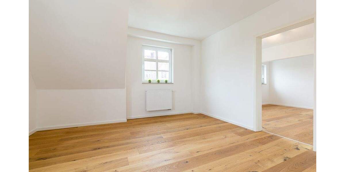 Wohnen bei Leipzig: 2 Zimmer, Bad neu, Echtholz-Parkett, PKW-Stellplatz 2 zimmer