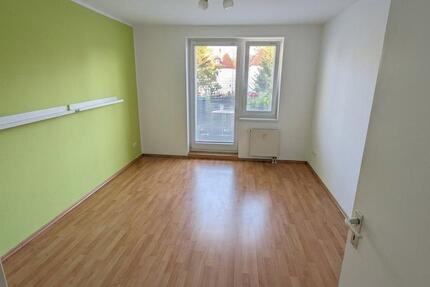 Wohnung Zwenkau - 2 Zimmer, 51 m&sup2;, 99.950&euro; | Angebot:26123050