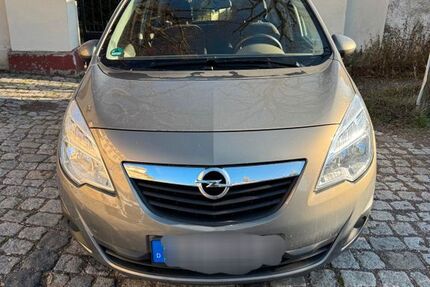 Opel Meriva 62.900 km 8.500 € Merseburg 06217