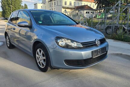 VW Golf 215.000 km 3.290 &euro; Leipzig - Ost 04328