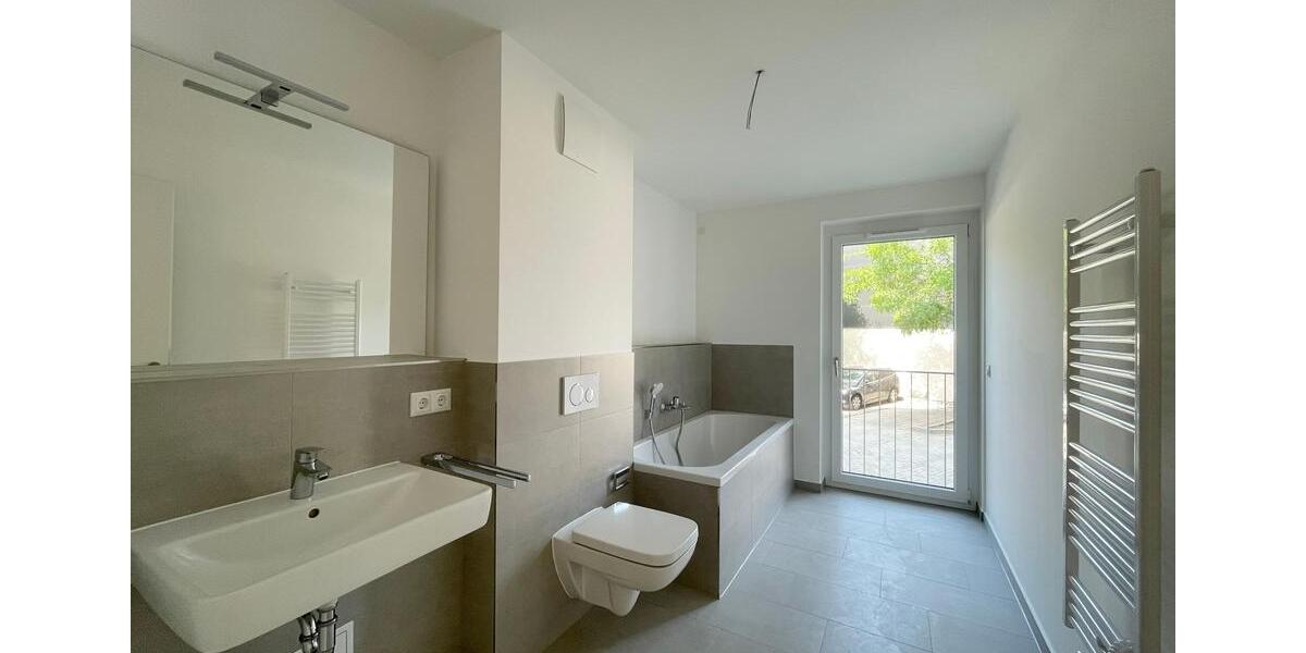 Erdgeschoßwohnung Leipzig Altwest - 3 Zimmer, 104 m&sup2;, 1.501&euro; | Angebot:25263500