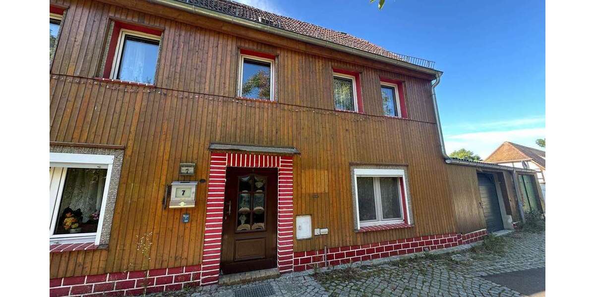 Einfamilienhaus Zwenkau - 5.5 Zimmer, 100 m&sup2;, 120.000&euro; | Angebot:23068323