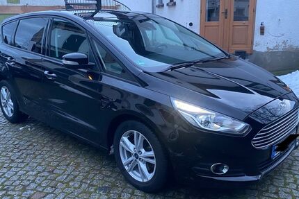 Ford S-Max 216.000 km 11.450 &euro; Elstertrebnitz 04523