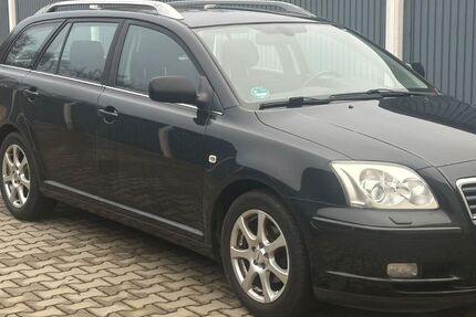 Toyota Avensis 205.000 km 3.600 &euro; Markkleeberg 04416