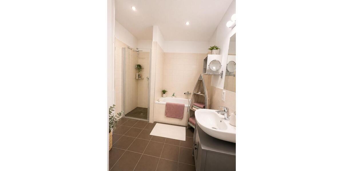 Etagenwohnung Leipzig Ost - 2 Zimmer, 66 m&sup2;, 249.000&euro; | Angebot:26443088