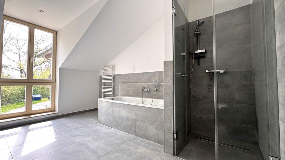 Maisonettenwohnung Leipzig Altwest - 3.5 Zimmer, 130 m&sup2;, 1.599&euro; | Angebot:26339273