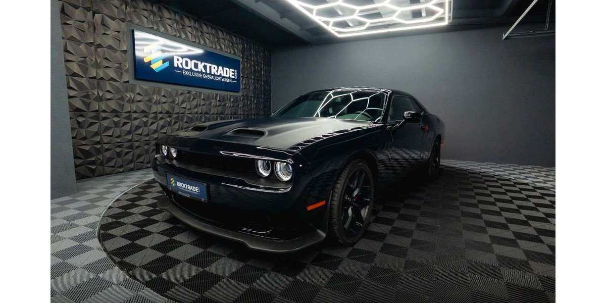 Dodge Challenger 37.115 km 35.990 &euro; Leipzig 04178