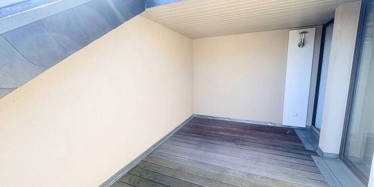 Etagenwohnung Leipzig Neustadt-Neuschönefeld - 4 Zimmer, 173 m&sup2;, 1.750&euro; | Angebot:26695803
