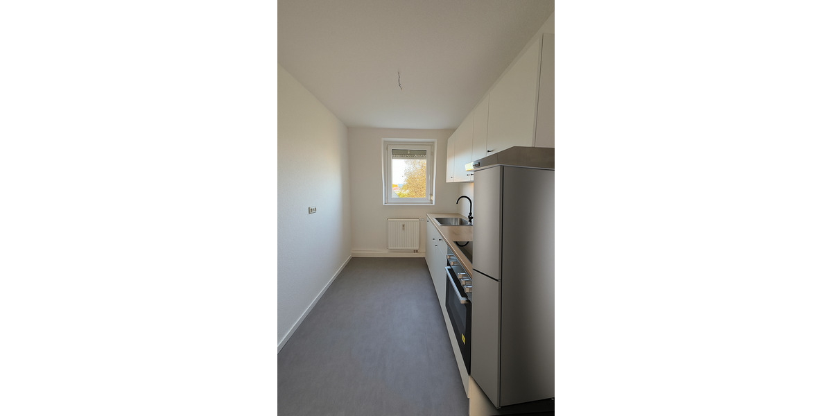 Moderne helle 3 ZKB Wohnung mit EBK + Balkon in Eilenburg zimmer