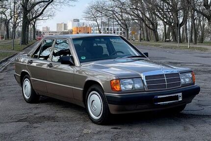 Mercedes-Benz 190 126.600 km 10.300 &euro; Leipzig 04275