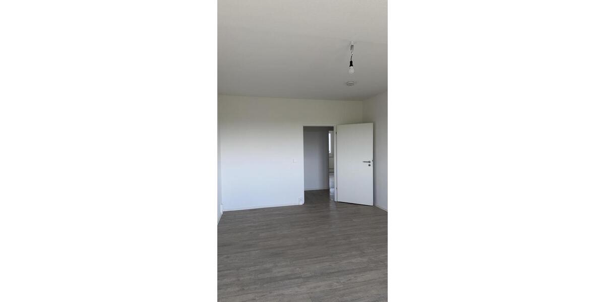 Etagenwohnung Leipzig Lausen-Grünau - 3 Zimmer, 68 m&sup2;, 480&euro; | Angebot:26662735