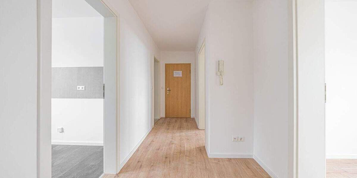Etagenwohnung Borna Wyhra - 4 Zimmer, 70 m&sup2;, 630&euro; | Angebot:25957248