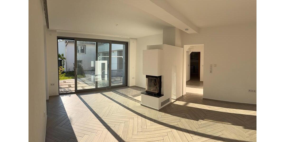 Erdgeschoßwohnung Delitzsch - 3.5 Zimmer, 130 m&sup2;, 1.650&euro; | Angebot:26578849
