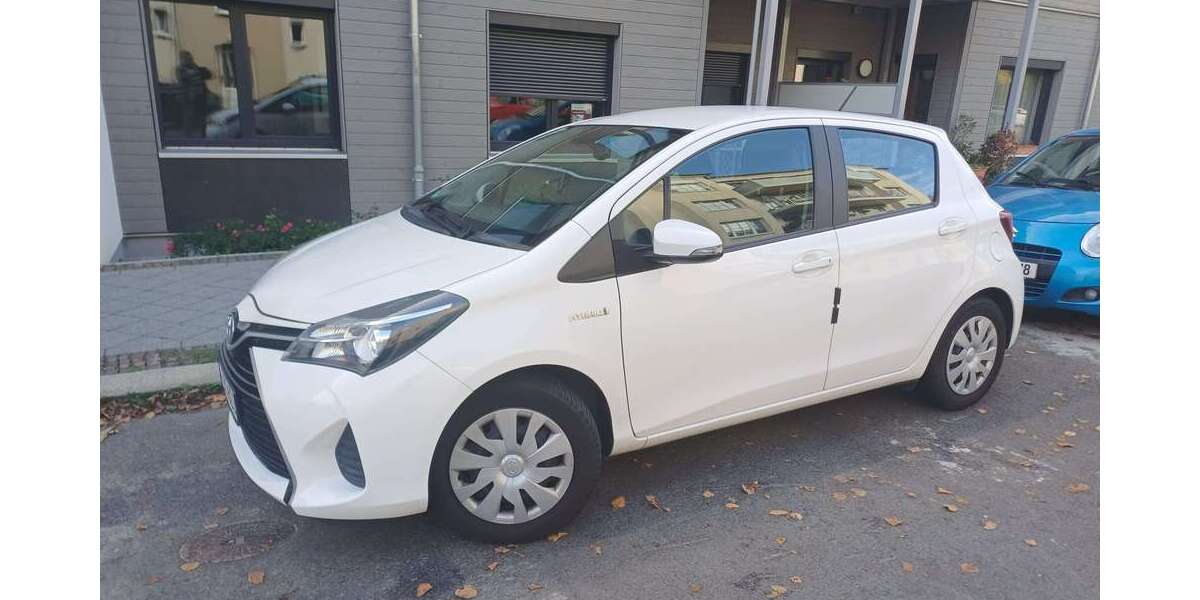 Toyota Yaris 75.800 km 12.500 &euro; Markranstädt 04420