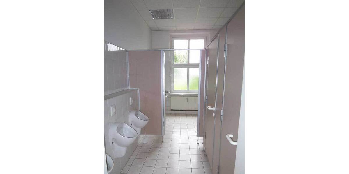 Gewerbeobjekt Rötha Espenhain - 3 Zimmer, 599&euro; | Angebot:25780192