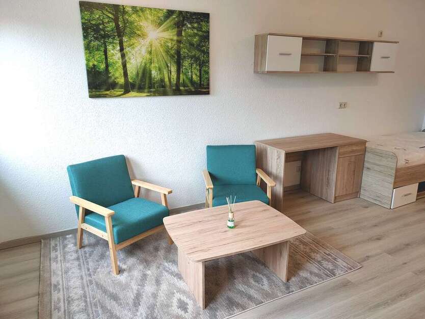 Wohnung zum Kaufen in Zwenkau 70.000 € 31.5 m²