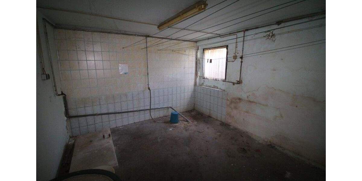 Pärchenglück in den eigenen vier Wänden! Zentral und ruhig gelegen! 4 zimmer