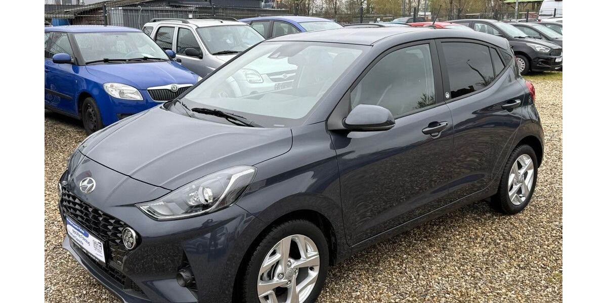 Hyundai i10 7.935 km 12.998 &euro; Leipzig 04179