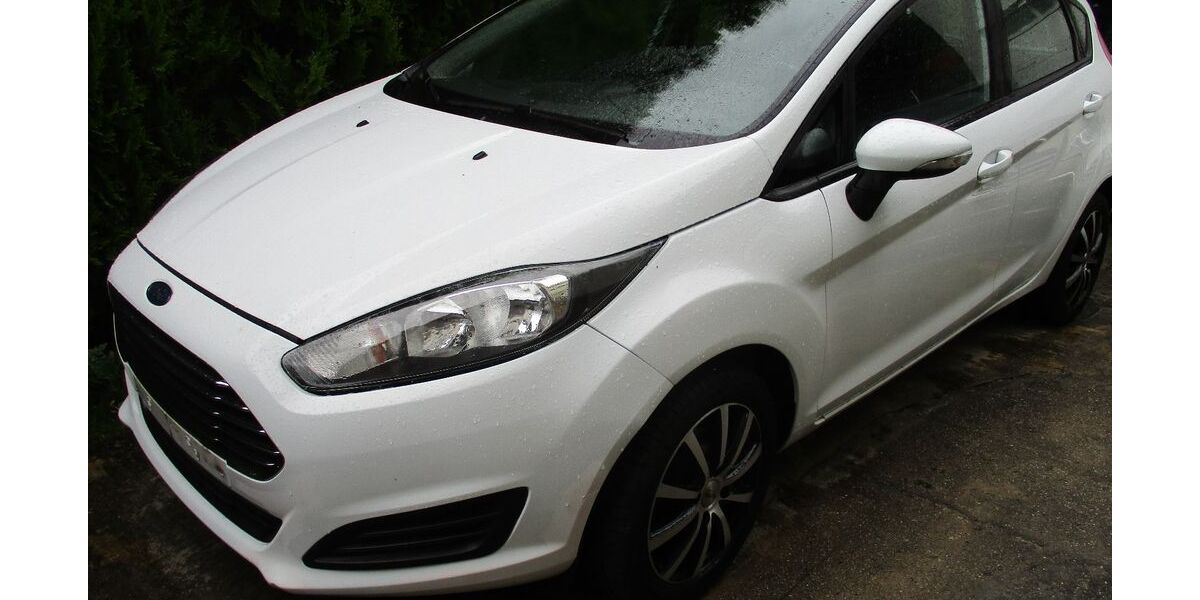 Ford Fiesta 60.000 km 6.999 &euro; Naunhof 04683