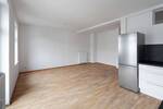 Frisch saniert: Großzügige 3-Z-Wohnung mit EBK und 11 m² großem Balkon