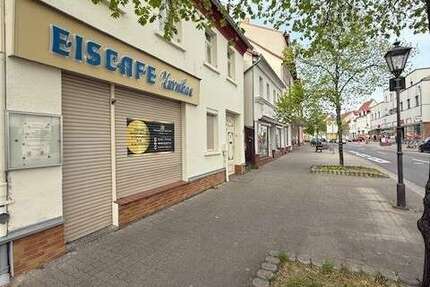 Haus zum Kaufen in Zwenkau 199.900 € 312.46 m² 5 zimmer