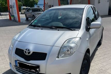 Toyota Yaris 93.100 km 3.999 € Leipzig 04299