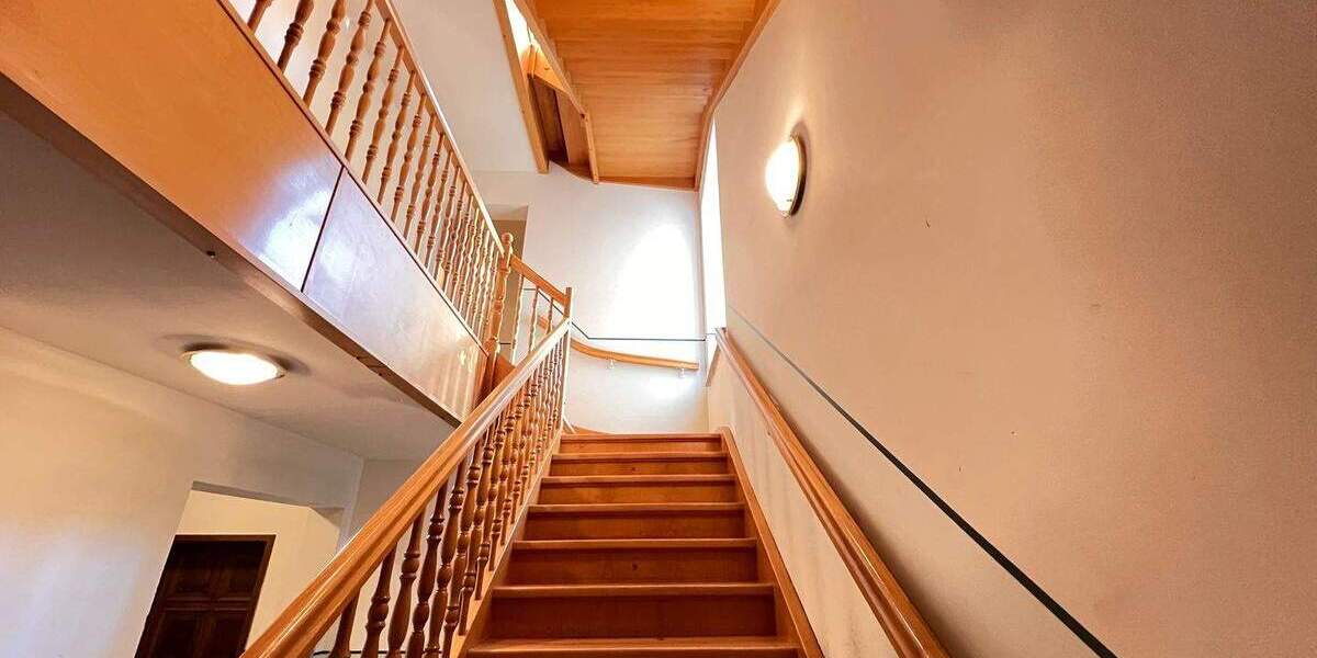 Etagenwohnung Leipzig Zentrum-West - 2 Zimmer, 76 m&sup2;, 280.000&euro; | Angebot:25736465