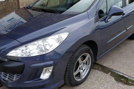 Peugeot 308 99.058 km 5.990 &euro; Leipzig 04129