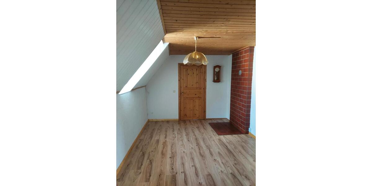 Einfamilienhaus Delitzsch - 10 Zimmer, 200 m&sup2;, 170.000&euro; | Angebot:26636009