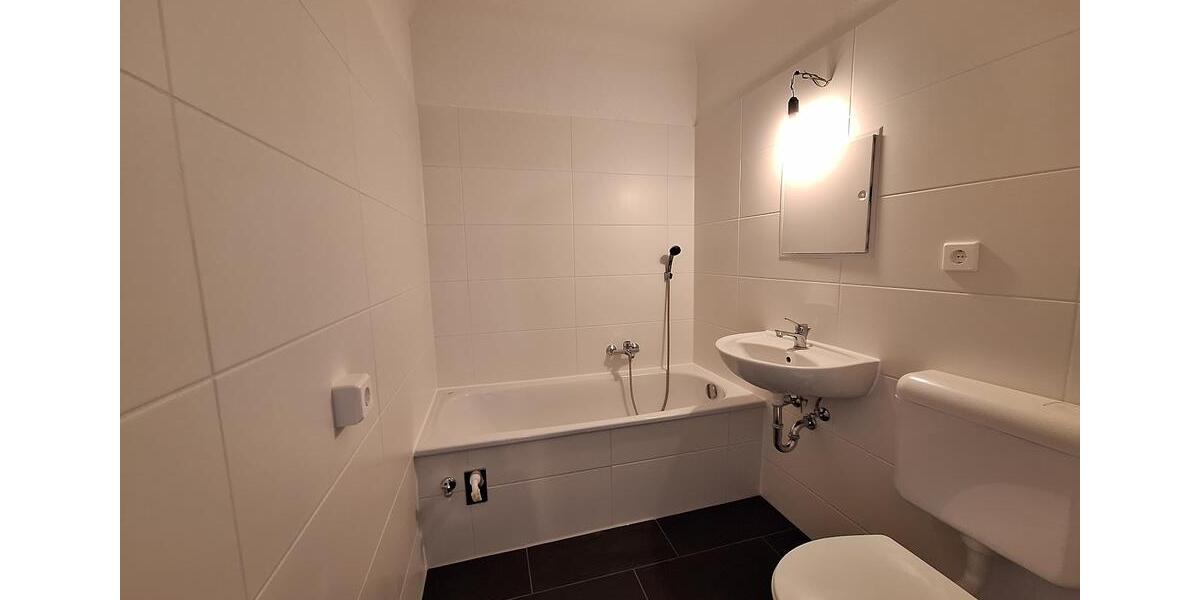 Erdgeschoßwohnung Leipzig West - 5 Zimmer, 109 m&sup2;, 929&euro; | Angebot:25648122