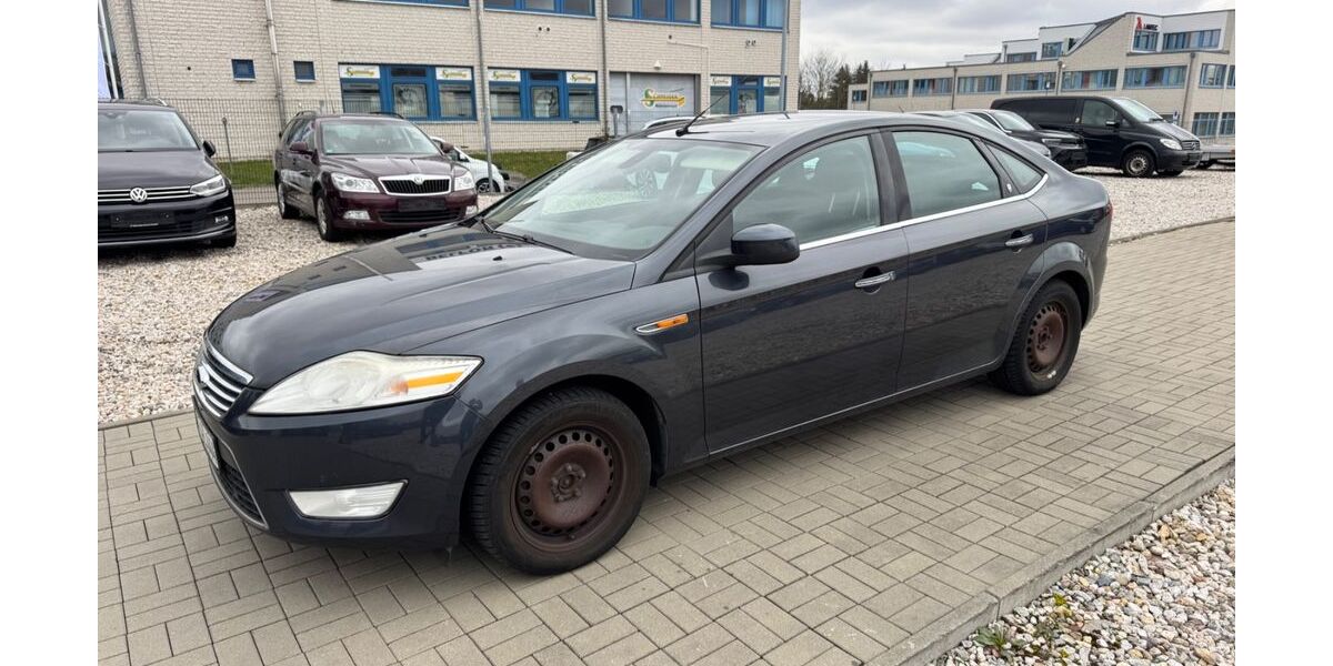 Ford Mondeo 106.412 km 2.800 &euro; Taucha 04425