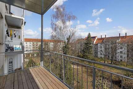 Wohnung Leipzig Sellerhausen-Stünz - 3 Zimmer, 102 m&sup2;, 1.175&euro; | Angebot:26901492