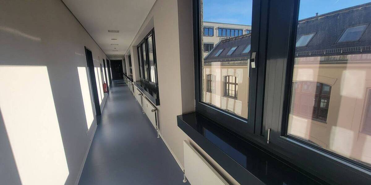 Gewerbeobjekt Leipzig Zentrum-Ost - 2 Zimmer, 979 m&sup2;, 10.780&euro; | Angebot:25986799