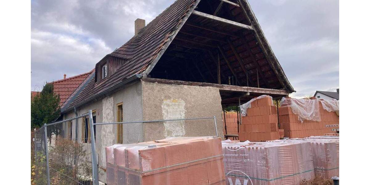 Doppelhaushälfte Zwenkau - 4 Zimmer, 133 m&sup2;, 180.000&euro; | Angebot:25741912