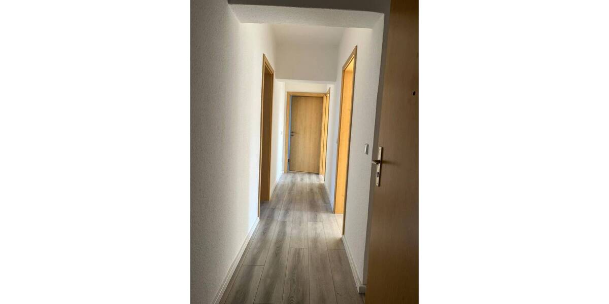 Etagenwohnung Groitzsch Großpriesligk - 3 Zimmer, 59 m&sup2;, 355&euro; | Angebot:24450619