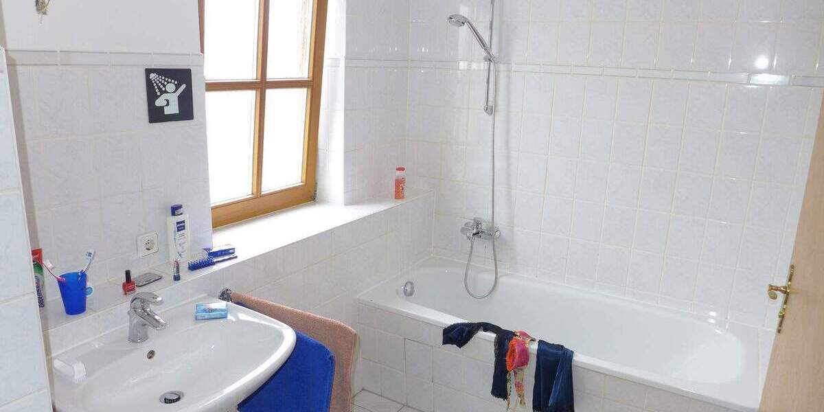 Etagenwohnung Leuna Günthersdorf - 3 Zimmer, 73 m&sup2;, 124.900&euro; | Angebot:26319466