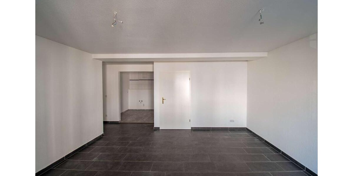 Etagenwohnung Borna - 2 Zimmer, 59 m&sup2;, 450&euro; | Angebot:25790172