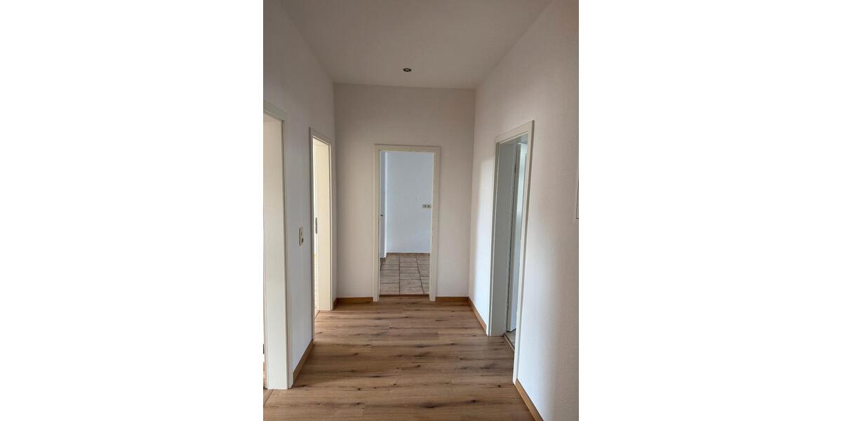 Etagenwohnung Markkleeberg - 2 Zimmer, 62 m&sup2;, 690&euro; | Angebot:26394885