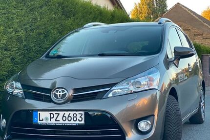 Toyota Verso 117.183 km 14.200 &euro; Brehna 06796