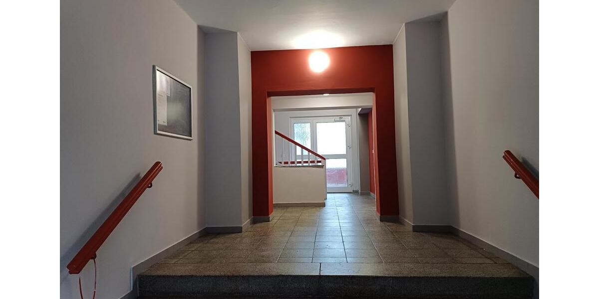 Die perfekte Familienwohnung für Groß und Klein - Erstbezug nach Sanierung - 1. OG rechts 4 zimmer