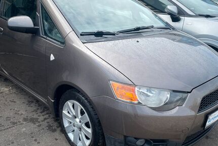 Mitsubishi Colt 136.898 km 3.899 &euro; Leuna 06237
