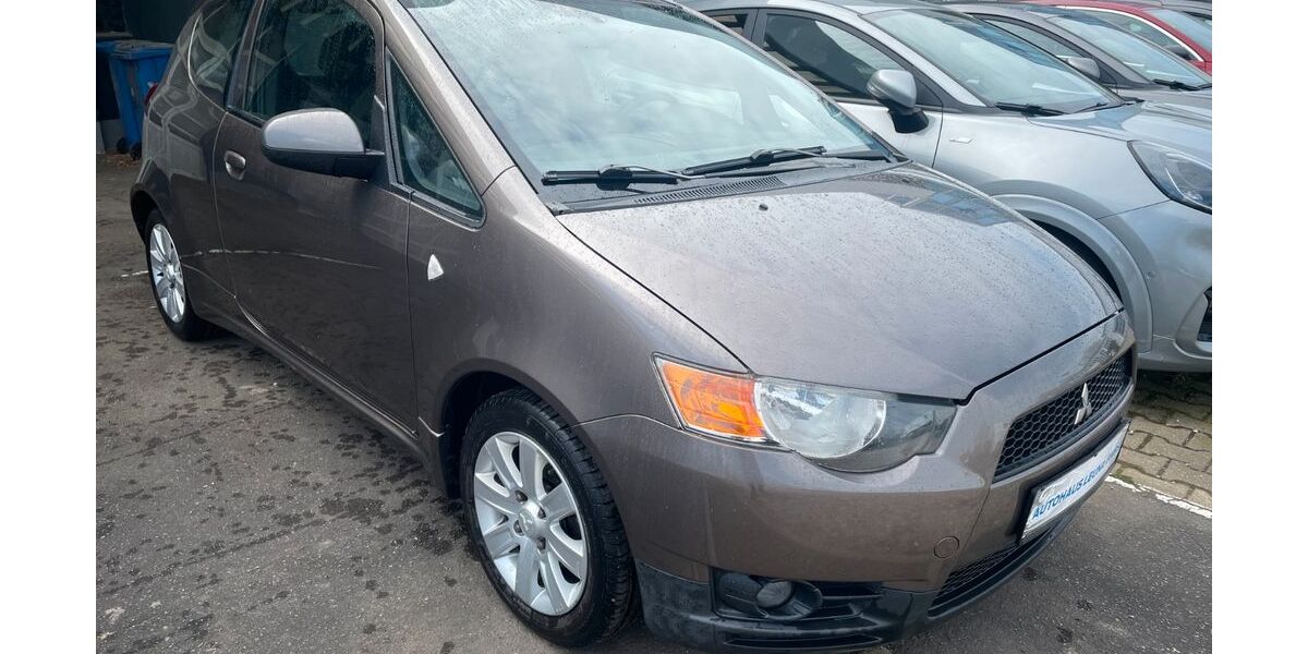 Mitsubishi Colt 136.898 km 3.899 &euro; Leuna 06237